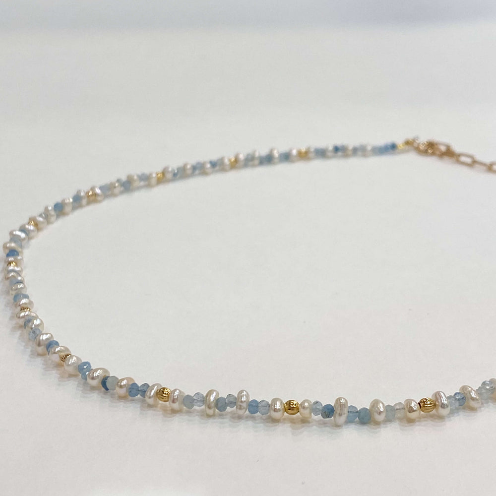 Collier court ras de cou perle de nacre et apatite - Bobart Bijoux