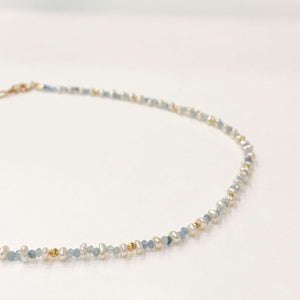 Collier perle de nacre et apatite - ras de cou - pierres naturelles - Bobart bijoux