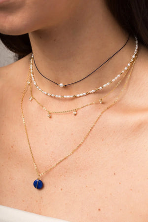 Collier grelots perles et chaîne gold filled - Yay Créateurs bijoux 