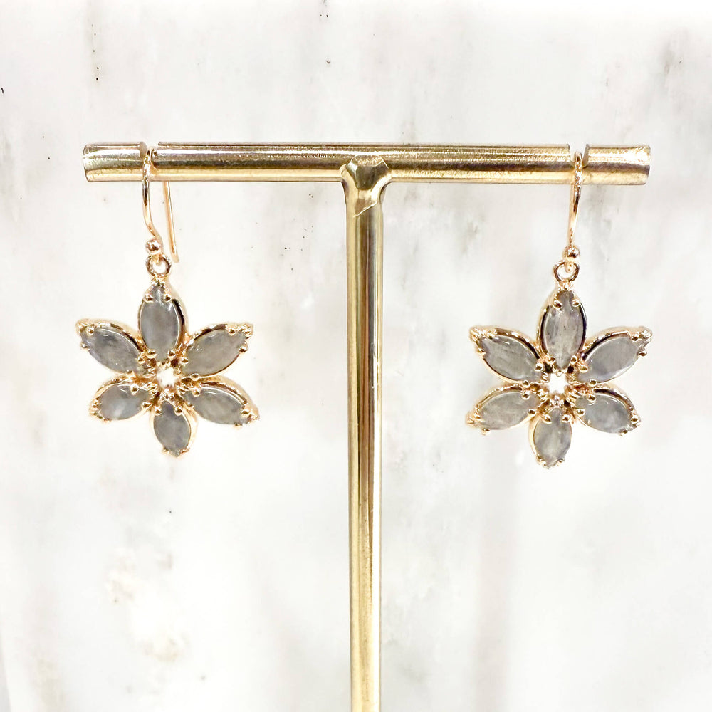 Boucles d'oreilles FLeur Labradorite AU fil de lo  - createurs parisiens - french deisgner - made in paris - french jewelry