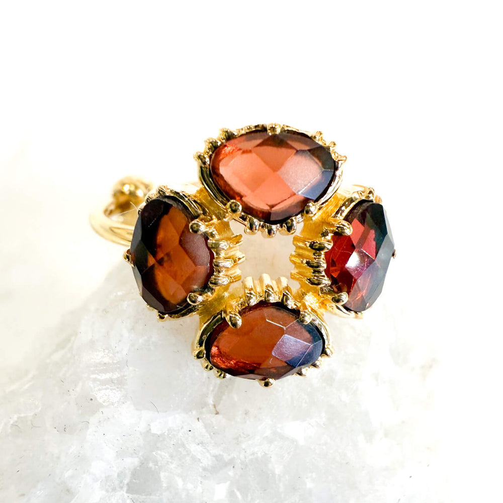 Bague réglable Trèfle - Grenat rouge