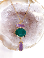Collier au fil de lo - pendentif onyx vert et améthyste - pierres naturelles