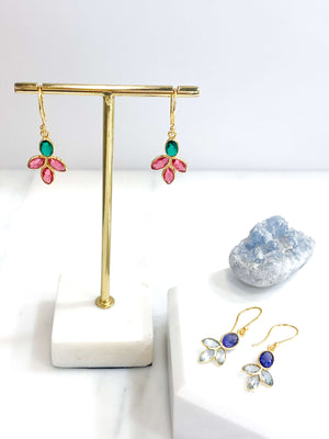 Boucles fleurs pierres semi precieuses , boucles oreilles pierres naturelles fines 