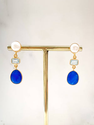 Boucles d'oreilles pendantes , pierres bleues et nacre , topaze , lapis lazuli