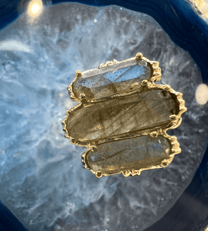 au fil de lo createion française pierre des therapeutes  labradorite