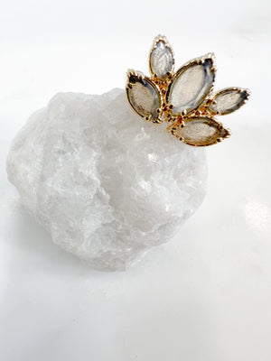 bague plaque or reglable ajustable fleur de lotus pierre de labradorite bijou createur plaque or idee cadeau femme cadeau originale bijou boheme 