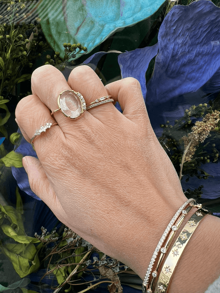 bague createur femme plaue or zirconiums bague femme qualite bague bijoux createurs bague plaqué or 5 microns
	•	bague fine zirconiums
	•	bague marquise zirconium
	•	bague élégante femme
	•	bague minimaliste plaqué or
	•	bague délicate zirconiums
	•	bague brillante plaqué or
	•	bijou fin femme
	•	bague tendance or
	•	bijou zirconiums femme