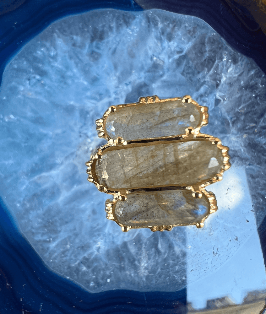 au fil de lo createion française pierre des therapeutes  labradorite