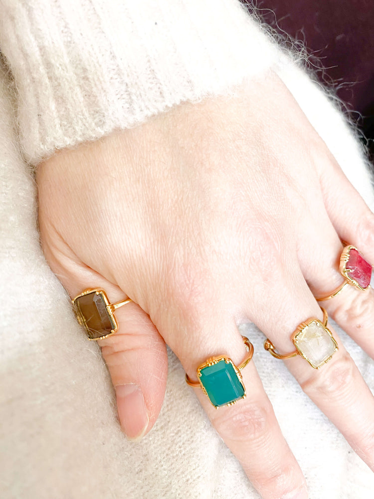 bague rectangle au fil de lo pierre rectagne pierre rouge pierre semie precieuse bague reglable bijou createur 