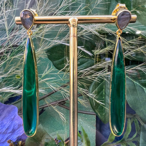 boucles d'oreilles pendantes longues pierres naturelles labradorite pierre verte boucles d'oreilles soirée habillées boucles elegantes boucles femme glam chic