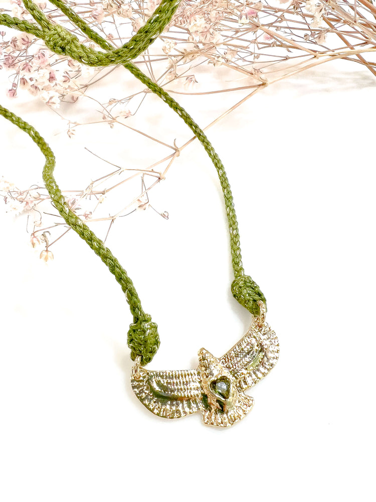 collier cordon ajustable aigle vert kaki plaue or virginie berman creation francaise bijou createur bijoux style bohemienne