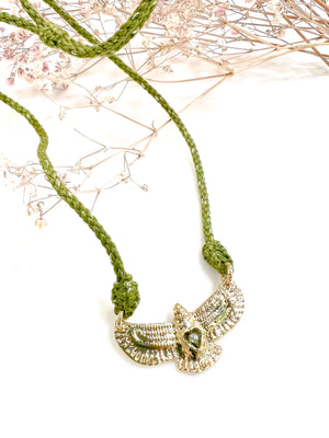 collier cordon ajustable aigle vert kaki plaue or virginie berman creation francaise bijou createur bijoux style bohemienne