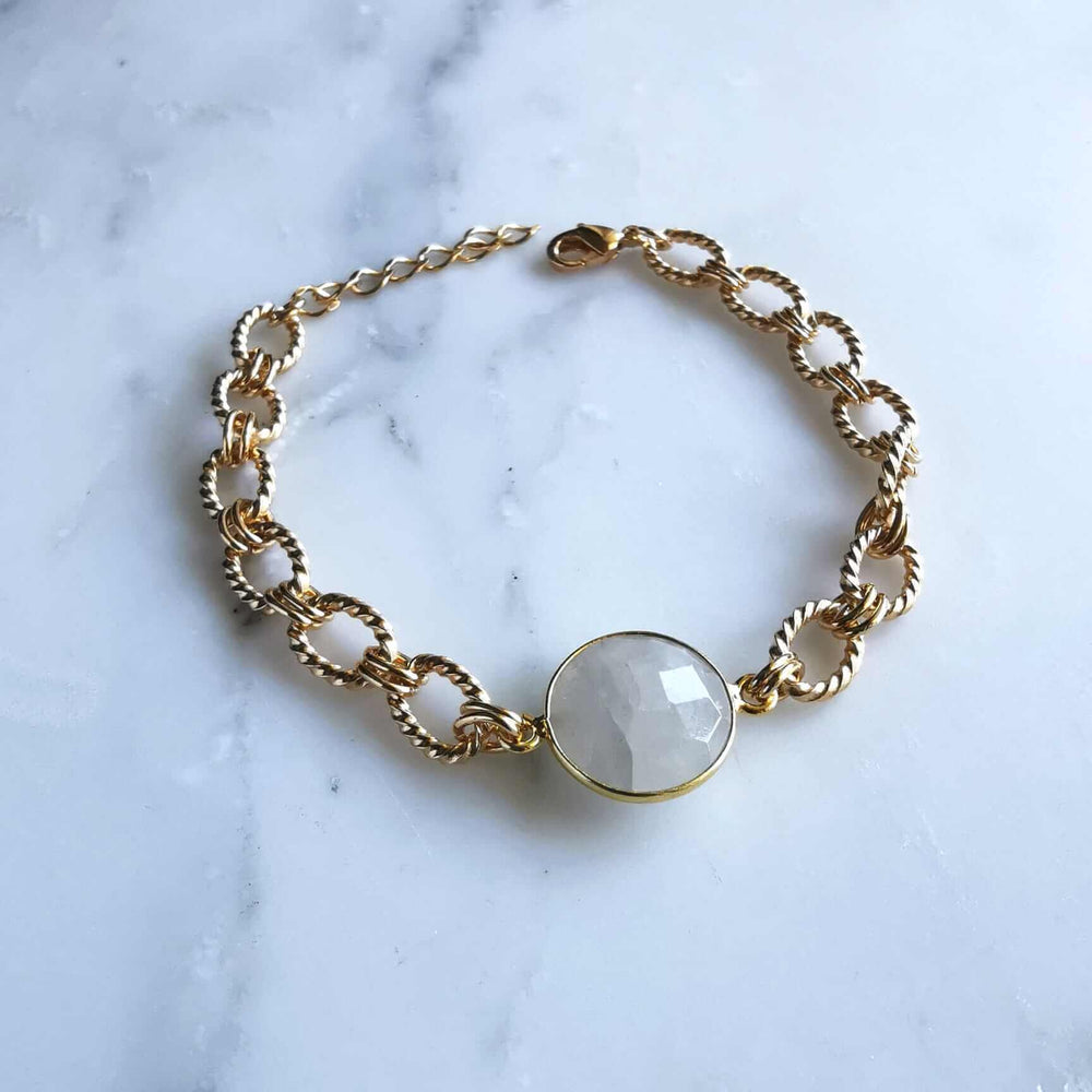 Bracelet maille et pierre semi précieuse Pierre de Lune - plaque or- bijou créateur