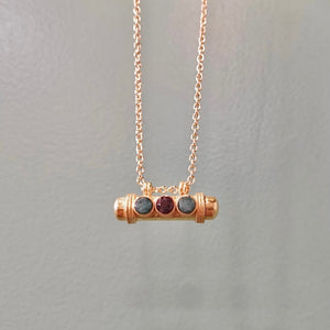 Collier tube ethnique plaqué or et pierres naturelles