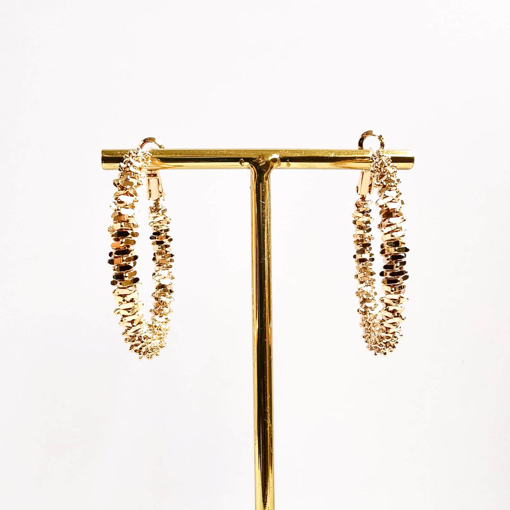 Boucles d’oreilles créoles texturés plaqué or bijoux bobart 