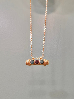 Collier talisman femme plaqué or pierres semies precieuses
