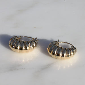 Boucles d’oreilles créoles croissant plaqué or 