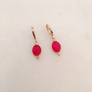 Boucle d’oreille créole Bindi - Pierres semi précieuses - calcédoine fushia 