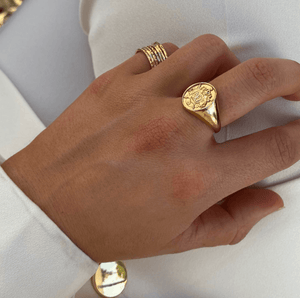 Bague Or Ancienne Occasion BAGUE ANCIENNE OR JAUNE 18K ET DIAMANTS Euro Pièces Bague Or Ancienne Occasion BAGUE ANCIENNE OR JAUNE 18K ET DIAMANTS Euro Pièces