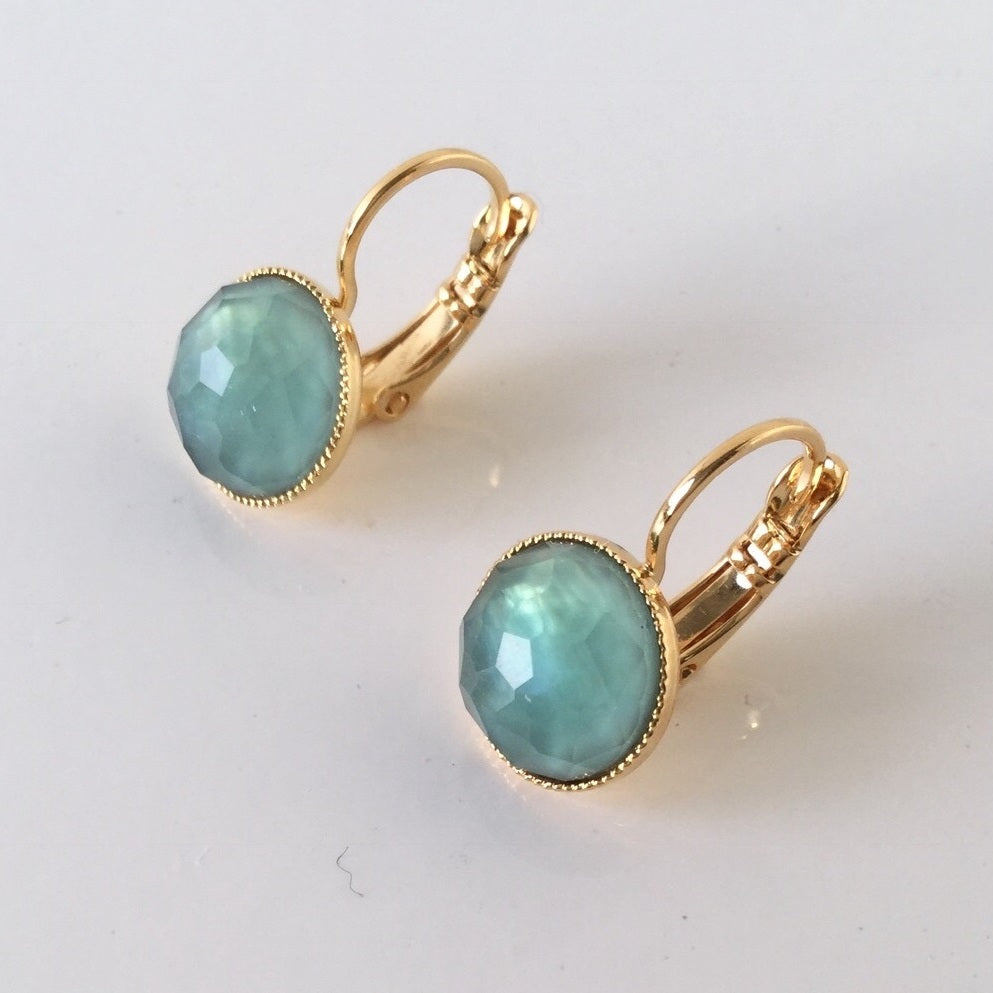 Boucles d'oreilles dormeuse POM